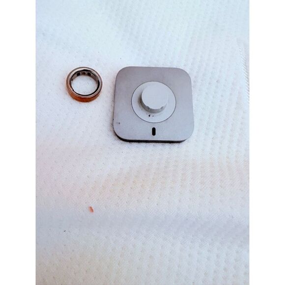 Courant Other - Oura Ring Gen 4 Size 6 Rose Gold + Charger | Pre-Owned